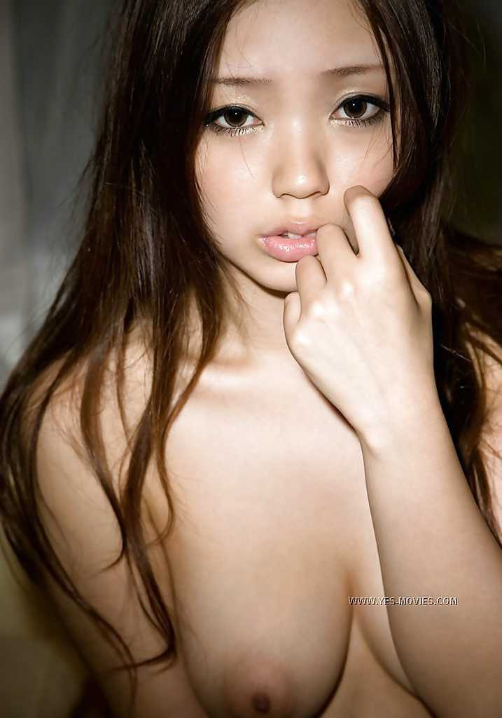Naked Asian Girls 33