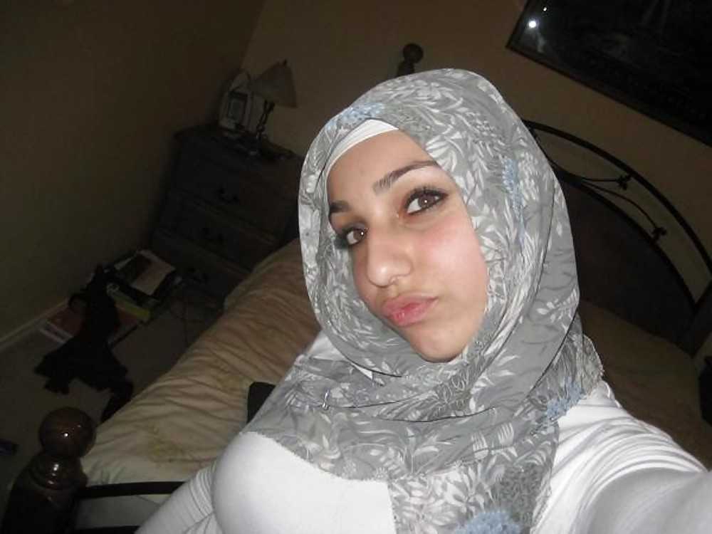 Muslim Girls ... Your Hijab Is So Tight!