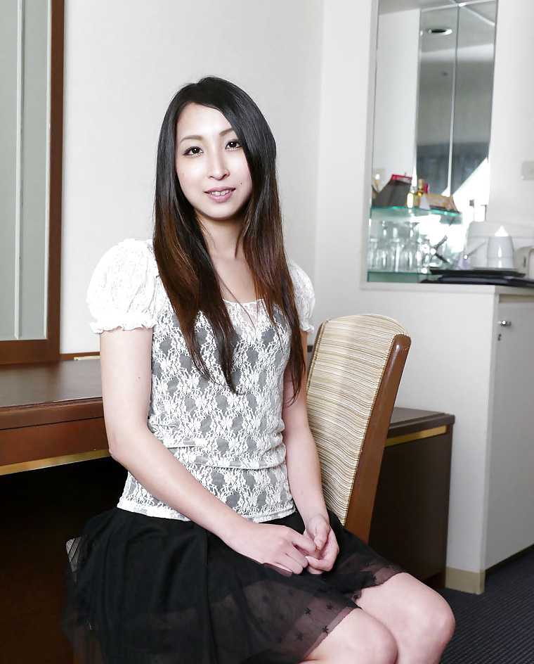 Japanese girl fucked in hotel