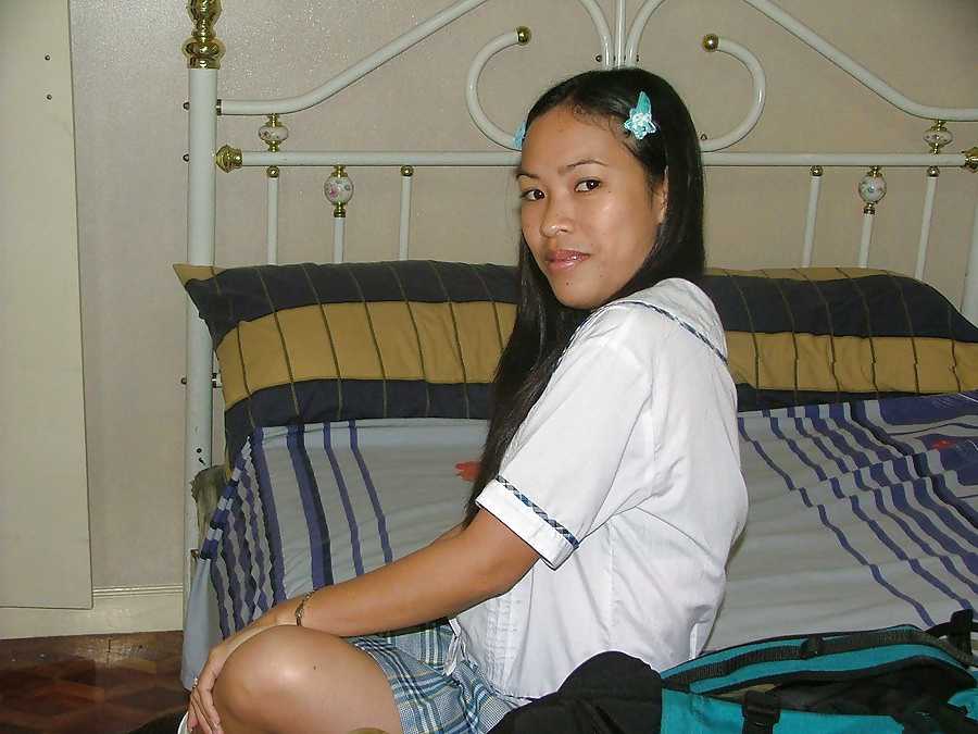 J15 Filipina teen
