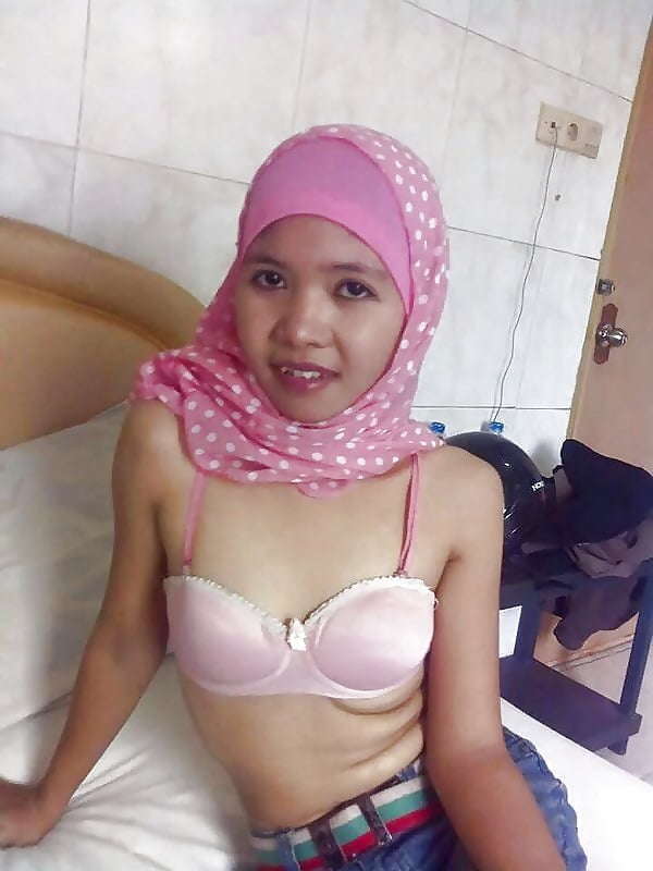 Naughty indonesian slut with hijab