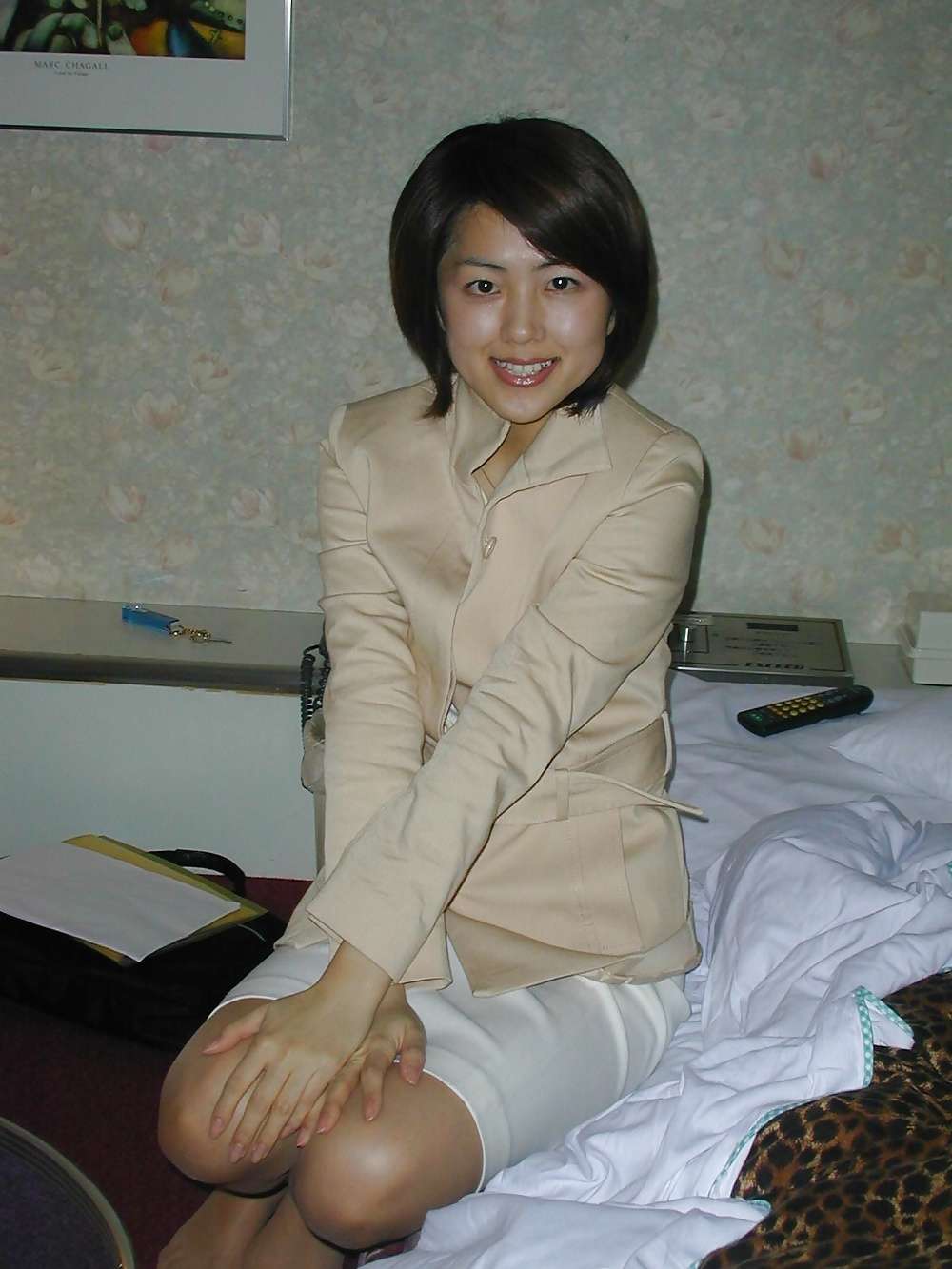 Japanese office girl Kyoko Aoki