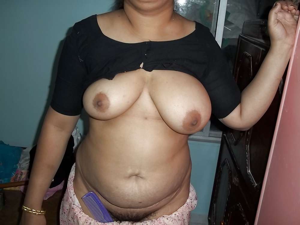 Indian Aunty Show 35
