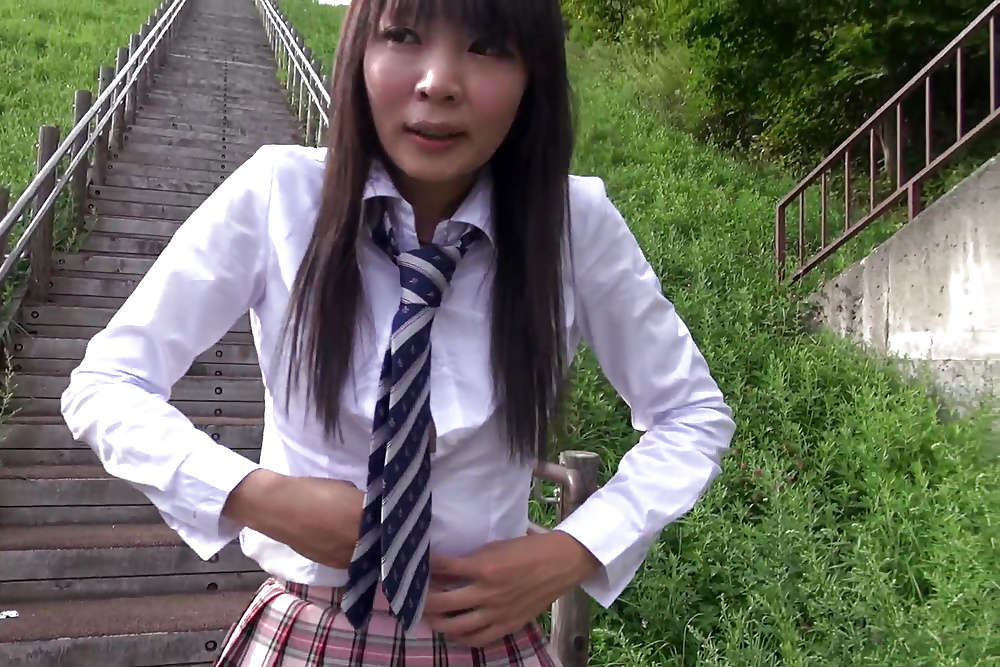 Japanese girl fucked in public