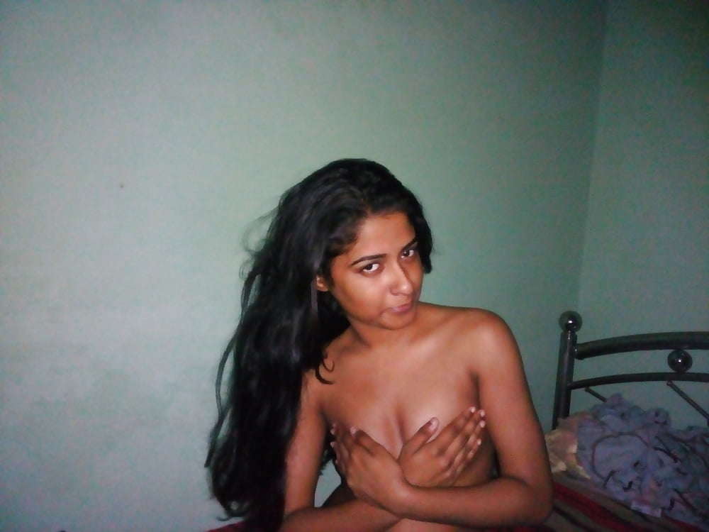 Random Sri Lankan Women